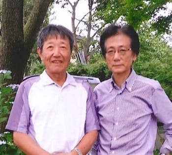 新聞から切り抜き壁に飾った「 一枚の絵」 新聞から切り抜き壁に飾った「 一枚の絵」