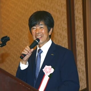 髙田明審査員長による講評 一生懸命「今」を生きる 髙田明審査員長による講評 一生懸命「今」を生きる