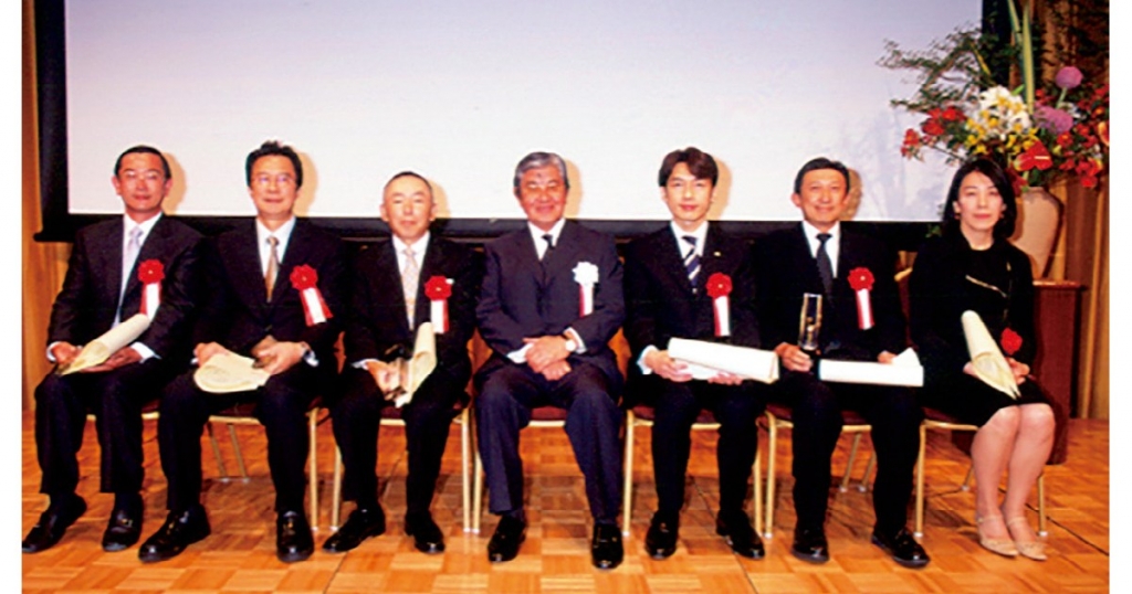 【第6回企業家賞】－2004－